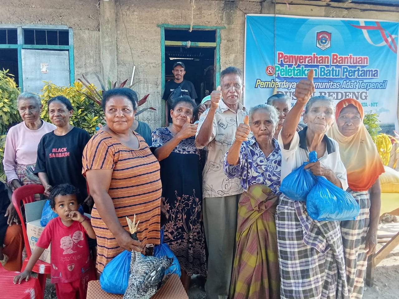 Air Mata,  Kado Terindah Dari Masyarakat Redeng Untuk HUT Otonomi Lembata ke 26